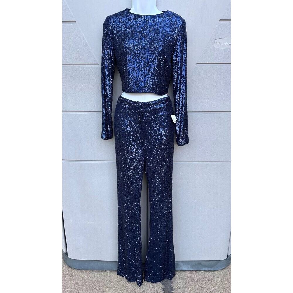 Guess by Marciano All Over Sequin Cropped Top & High Rise Flare Leg Pants Set XS